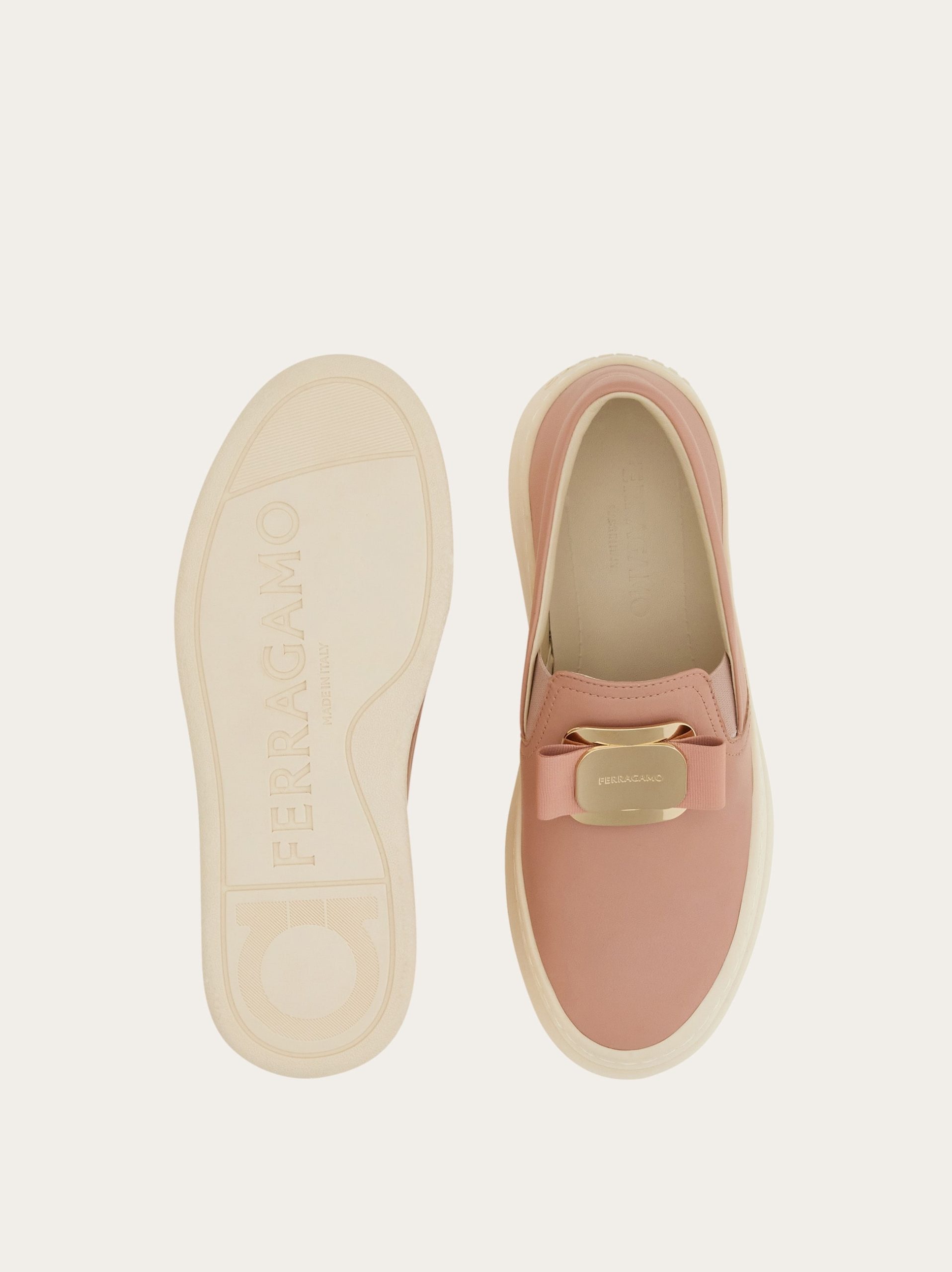 Ferragamo New Vara plate slip on - Image 6
